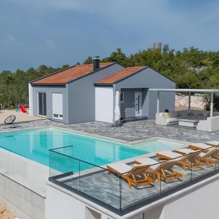 Holiday home Kuca Za Odmor Maslina